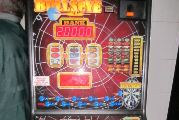 automat do gier hazardowych - Policja Poznań