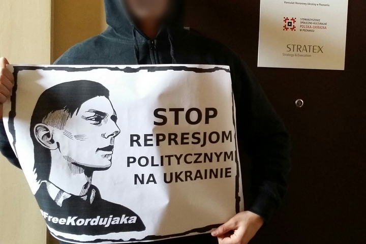 stop represjom na ukrainie - Akcja Konsulat
