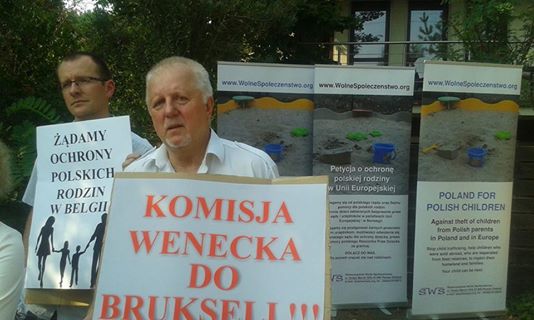protest matek polsko-belgijskich - Maciej Kluczka