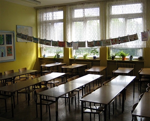 Szkoła, klasa, ławki - Aleksandra Włodarczyk