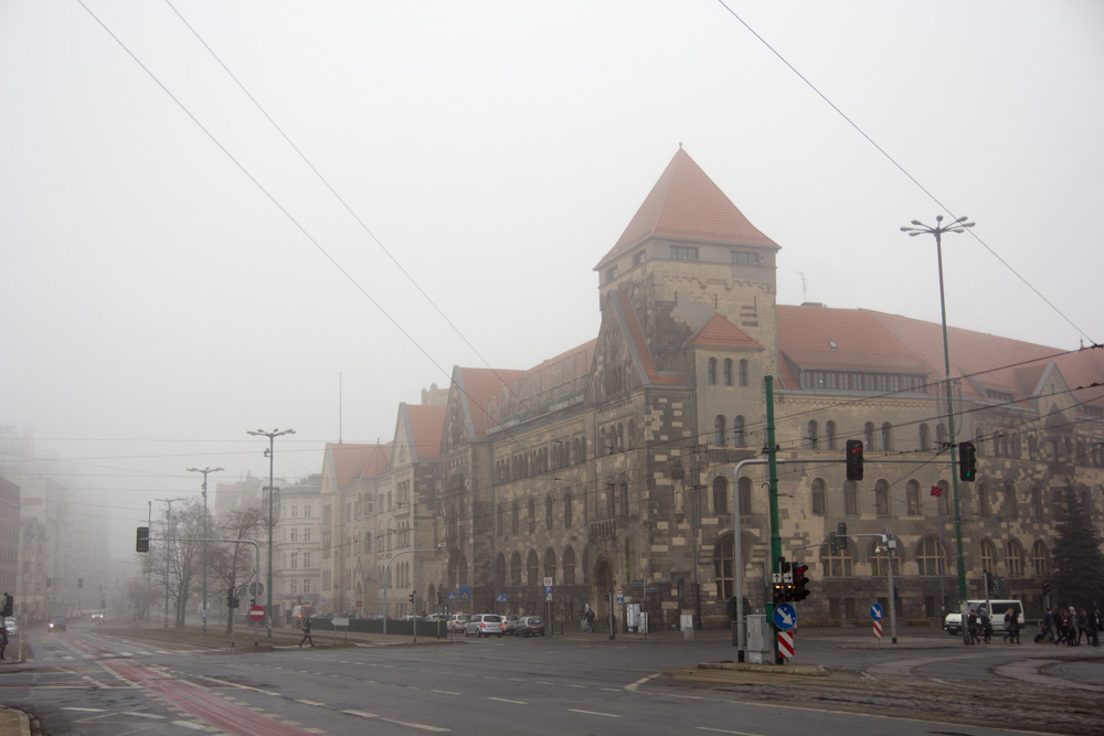 smog nad miastem3 - Tomasz Żmudziński