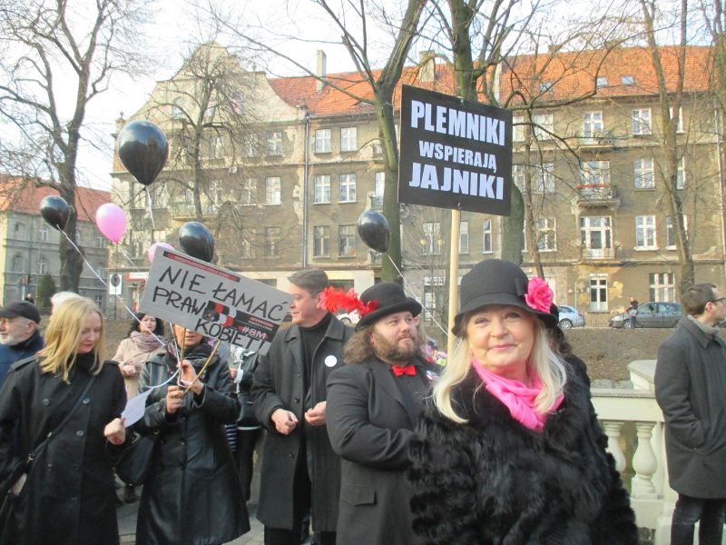 strajk kobiet Kalisz  - Danuta Synkiewicz