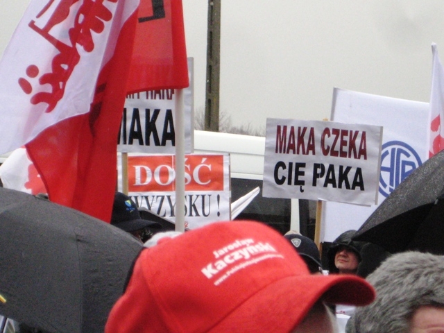 Matex - demonstracja pod zakładem - Rafał Regulski