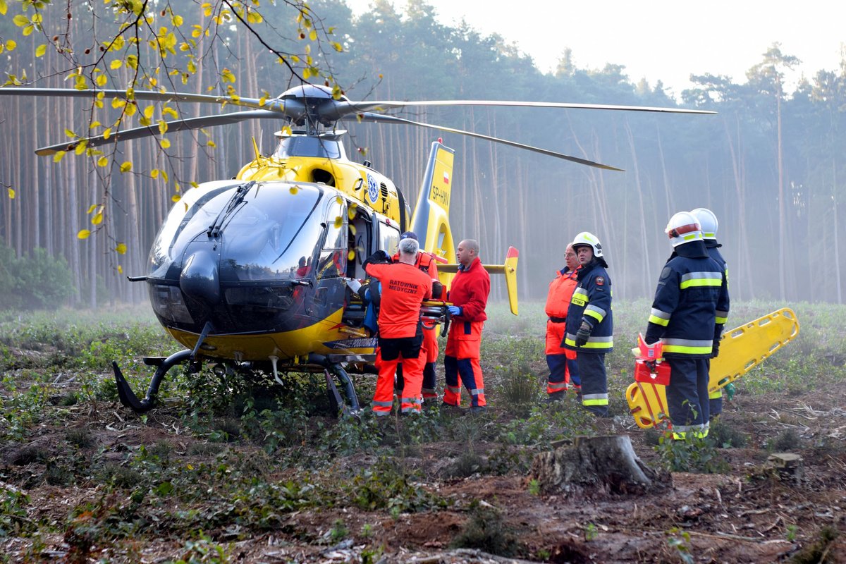 wypadek w śremie ambulans helikopter - Michał Czubak