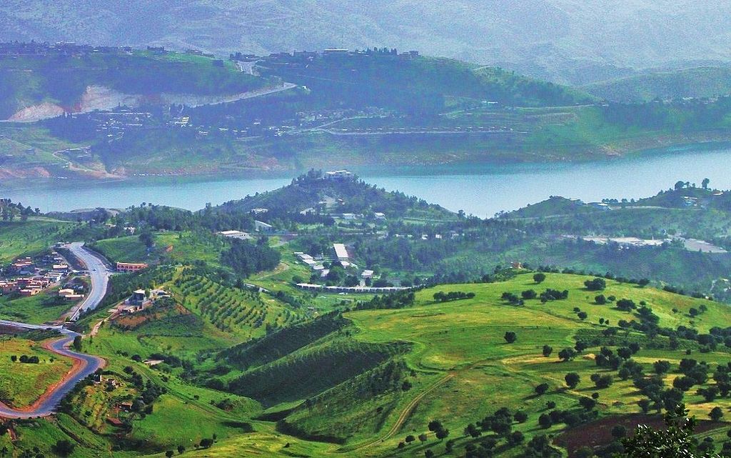 jezioro dukan kurdystan - Myararat83 - CC: Wikimedia Commons