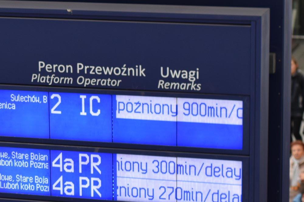Orkan Ksawery opóźnienia kolej Poznań Główny - Przemysław Zabawa
