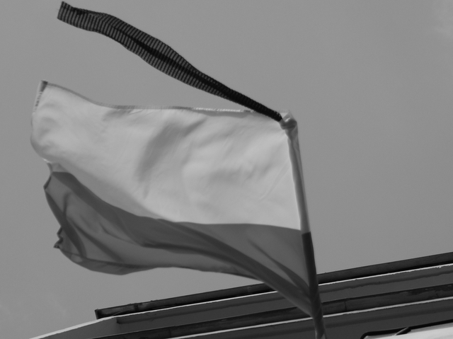 Flaga z kirem - biało-czarna