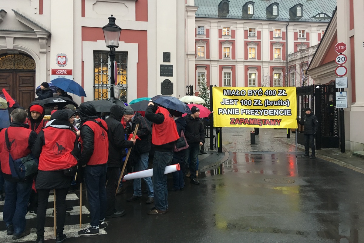 protest Urząd Miasta podwyżki - Adam Michalkiewicz