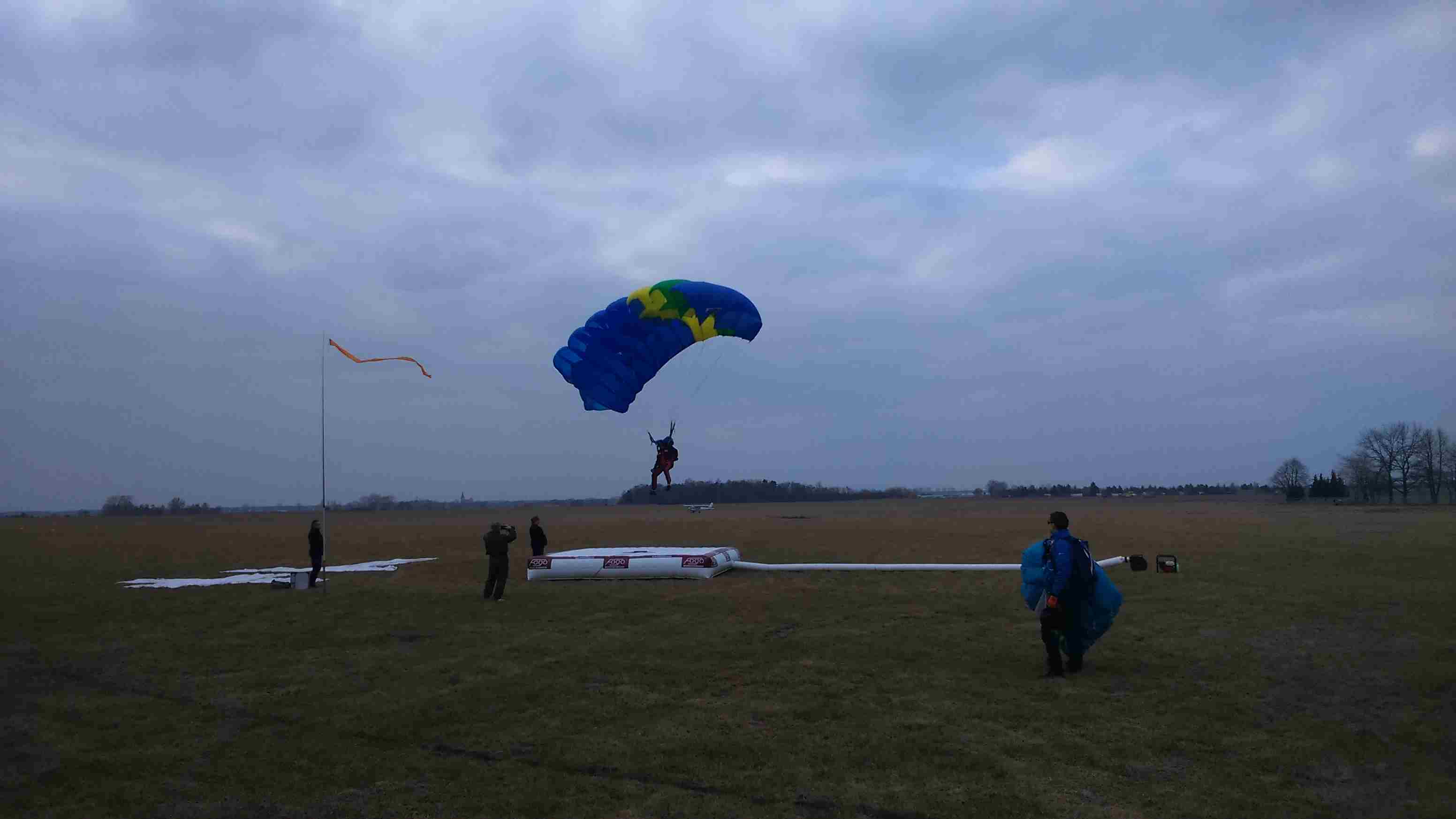 skoki z balonów spadochrony - Jacek Marciniak