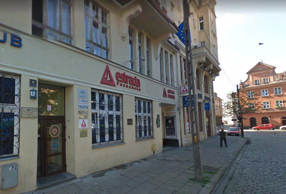 estrada poznanska budynek - Google Maps - Street View