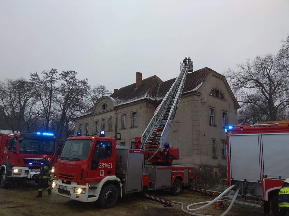 pożar wojnowice pałac - OSP Leszno-Gronowo