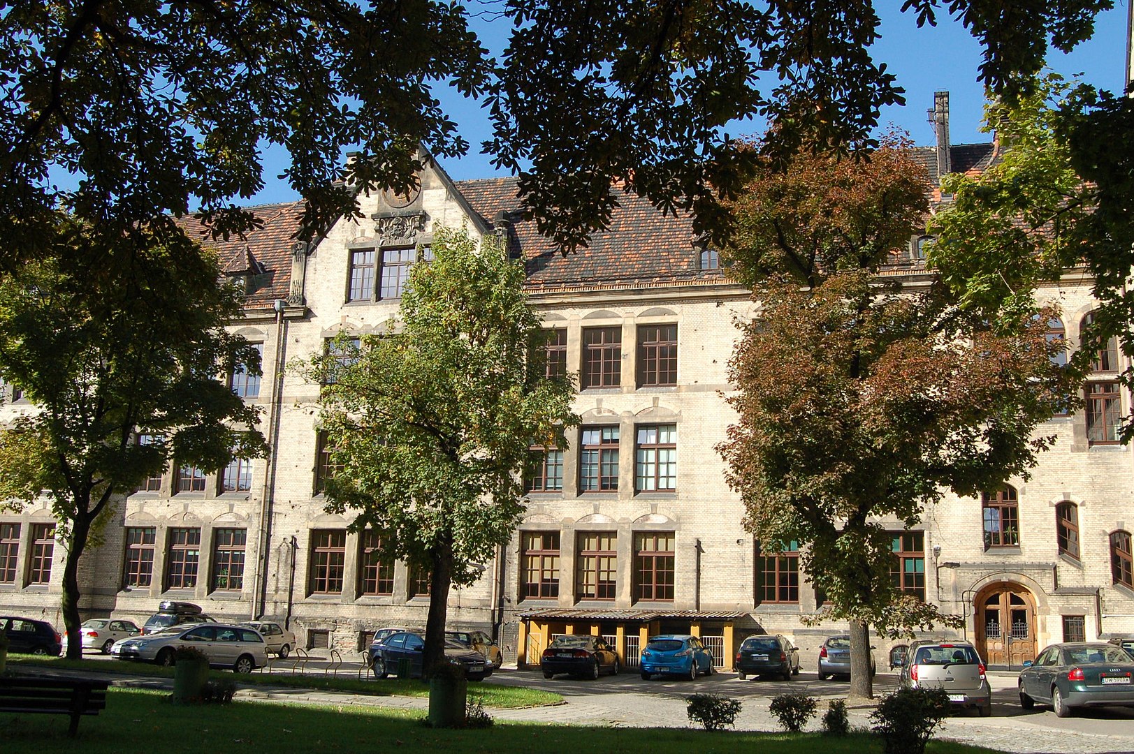 instytut psychologii uniwersytet wrocławski - By Padmayana - Praca własna, CC BY-SA 3.0 pl, https://commons.wikimedia.org/w/index.php?curid=21794483