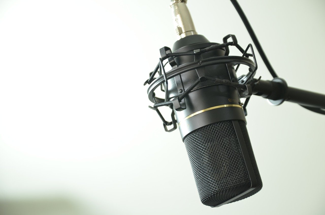 mikrofon studio radio - Pixabay