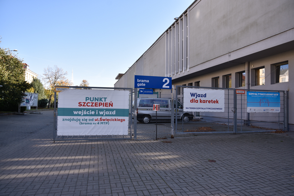 szpital tymczasowy mtp - Wojtek Wardejn - Radio Poznań