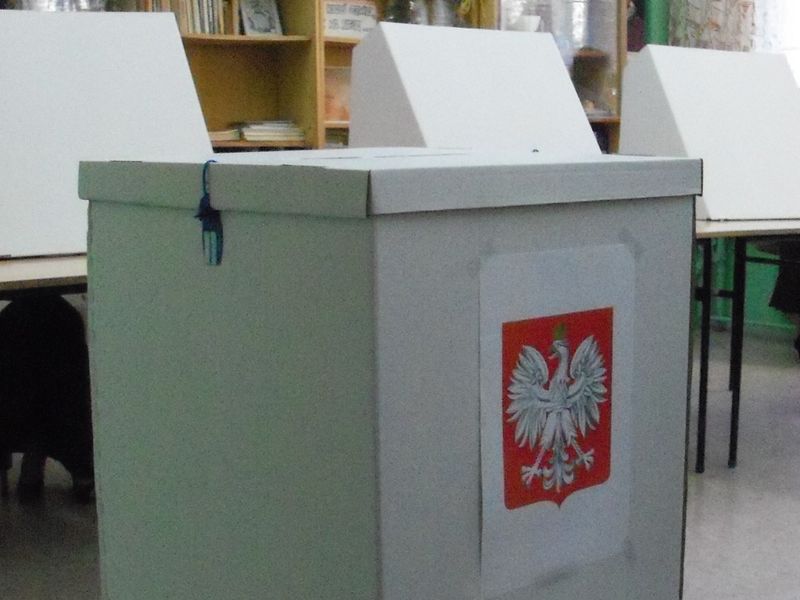 urna_glosowanie_wybory - Szymon Mazur
