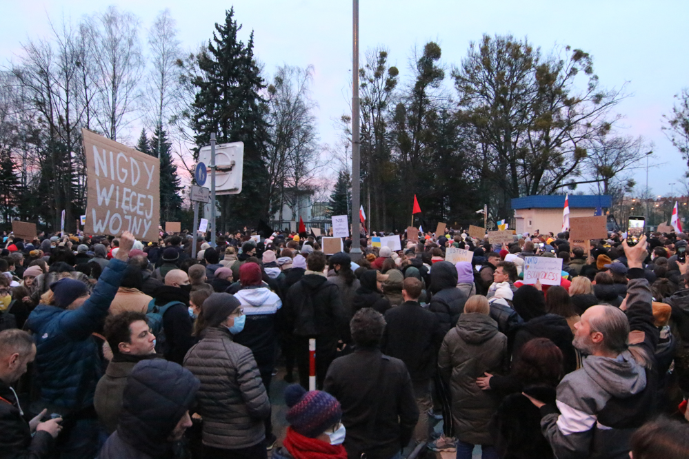 protest przed konsulatem rosyjskim - Leon Bielewicz 