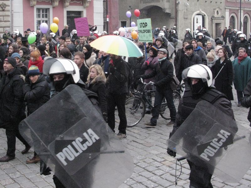 Marsz Równości 2011 - Stary Rynek - Szymon Mazur