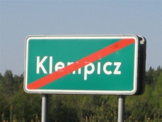 Klempicz - tabliczka drogowa - Wiesława Pinkowska