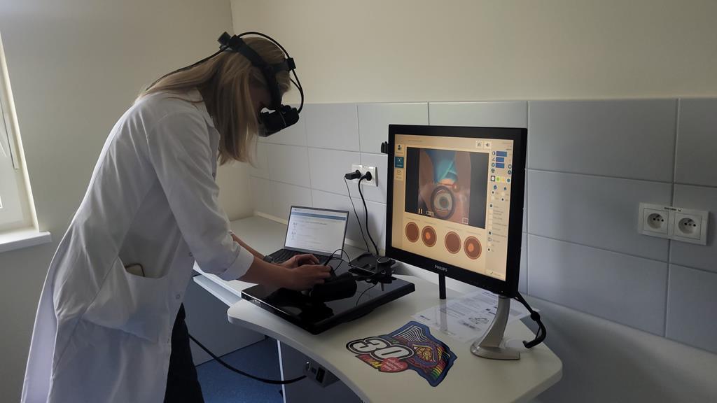  symulator szkoleniowy dla okulistów, badających wzrok wcześniaków - Aleksandra Włodarczyk - Radio Poznań