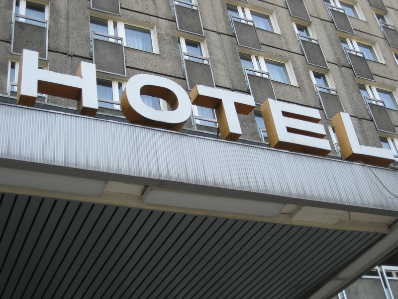 Hotel Polonez - los nieznany - Jacek Butlewski