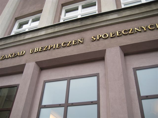 ZUS Poznań budynek, Zakład Ubezpieczeń Społecznych - Magdalena Konieczna