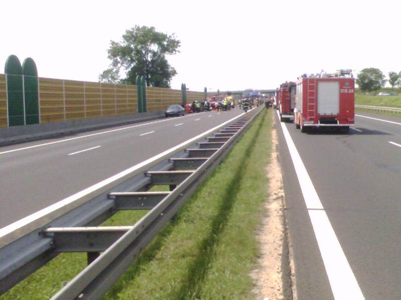 Wypadek na Autostradzie A2 - KMPSP Poznań