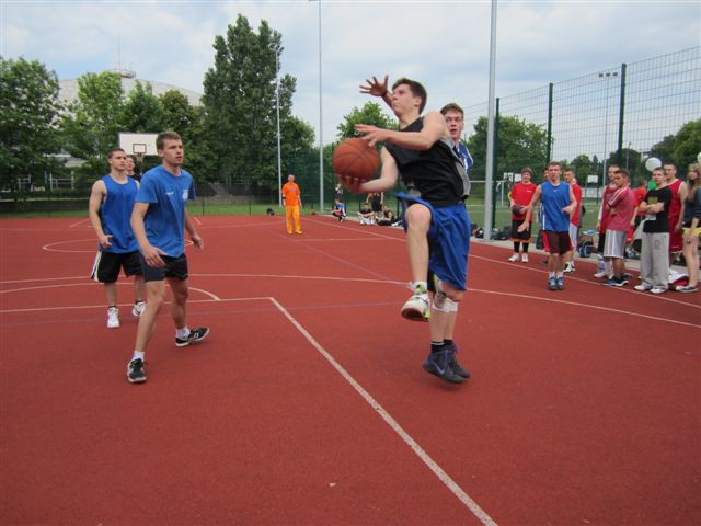 Street basket  - Kinga Leszczyńska