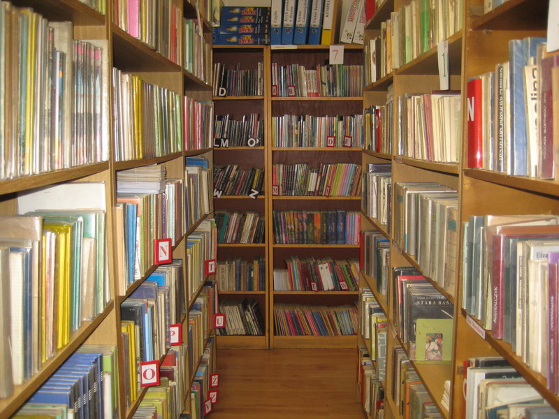 książka biblioteka (4) - Jacek Butlewski