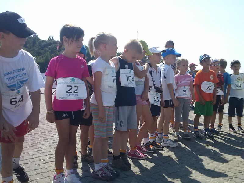 młodzi zawodnicy na starcie etapu biegowego Mini Poznań Triathlon - LOTTO POZnan* Triathlon
