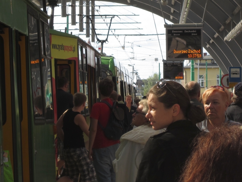 Dworzec Zachodni, przystanek tramwajowy - Magda Konieczna