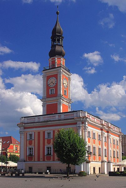 Ratusz w Lesznie - autor: Mieczysaw - Wikipedia