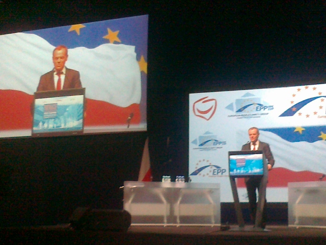 Donald Tusk na zjezdzie EPP - Jacek Kosiak