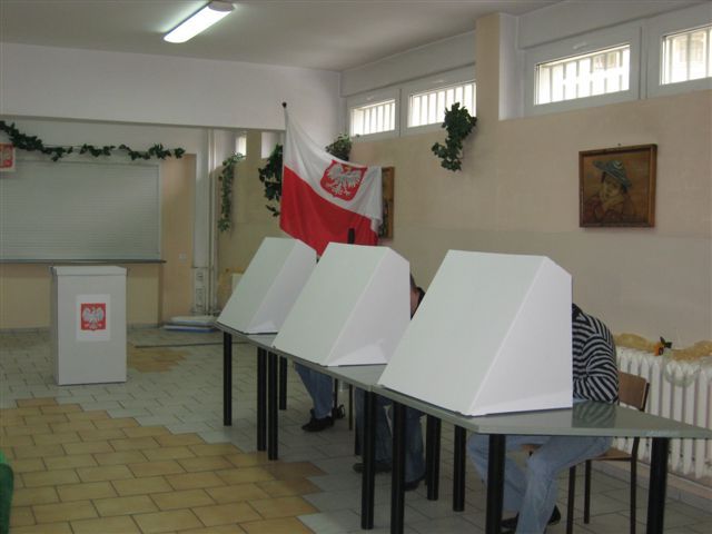 głosowanie w areszcie śledczym - Magda Konieczna