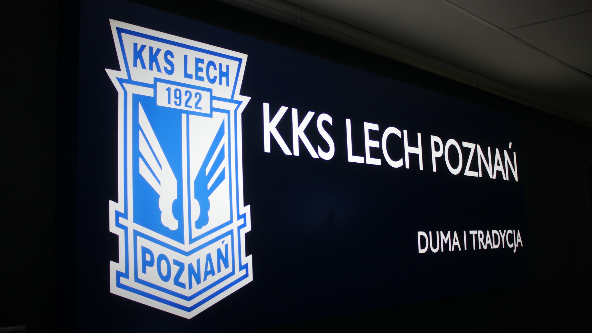 Lech Poznań klub piłkarze logo (2) - Marcin Wesołowski