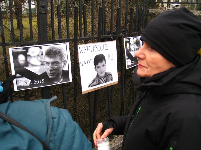protest pod konsulataem  - Agnieszka Maciejewska