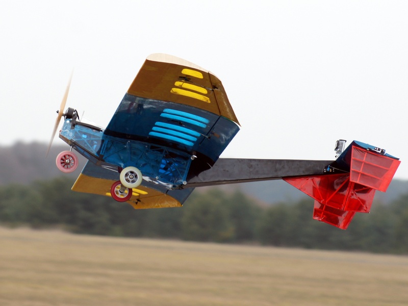 Aero design 2015 samolot - Politechnika Poznańska