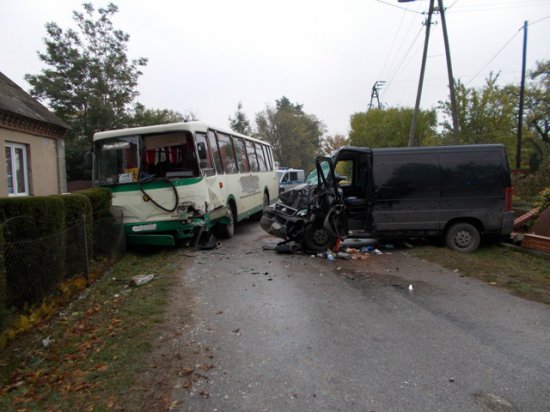 wypadek autobusu w mielnicy małej - Straż Pożarna Konin