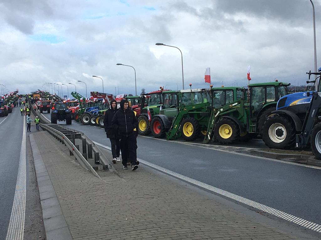 Rolnicy Ko Cz Protest Ko O Leszna Odblokuj S Radio Pozna