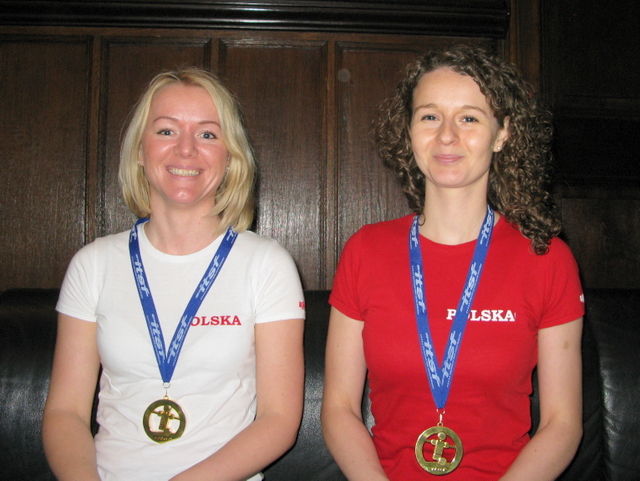 Mistrzynie w piłkarzykach - Radio Merkury