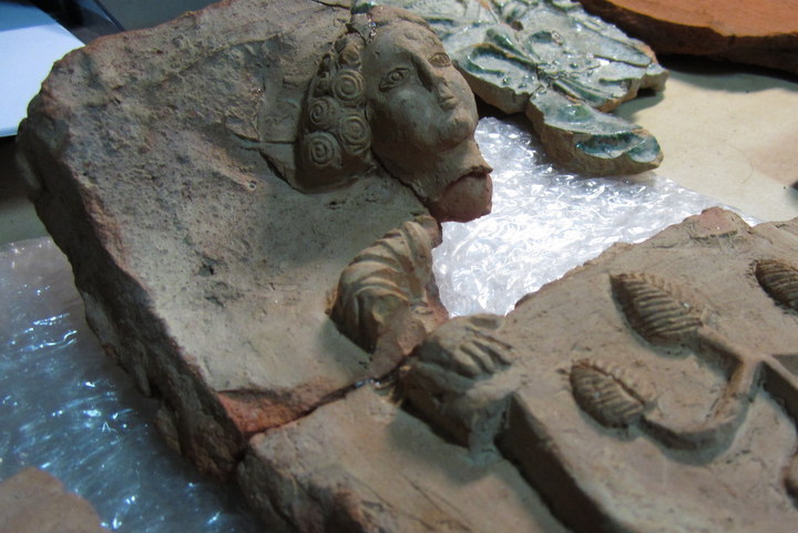 kafle podłogowe z kościoła - Anna Skoczek