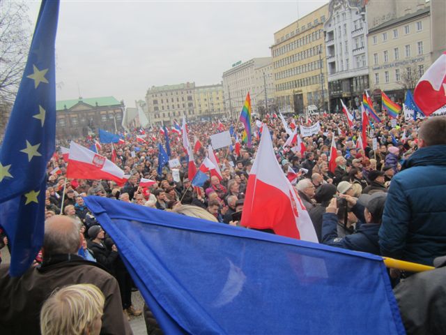 KOD plac Wolności - Magdalena Konieczna