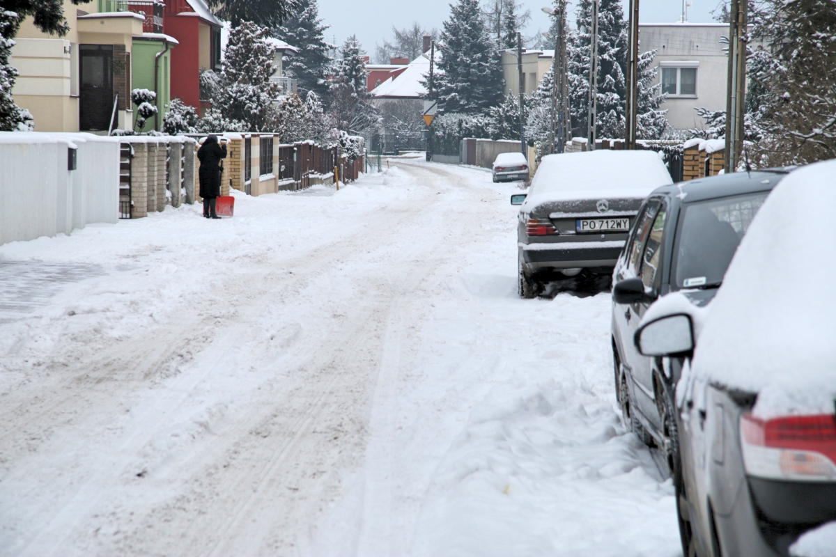 zima w mieście, odśnieżanie, pług, solarka - Radio Merkury