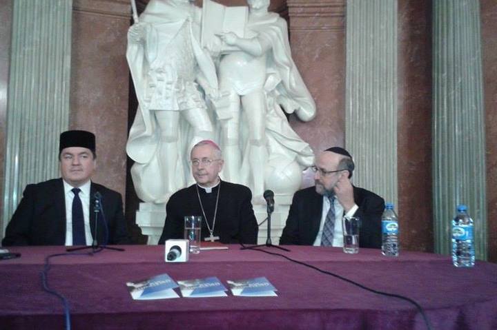 dialog międzyreligijny arcybiskup mufti i rabin - Maciej Kluczka
