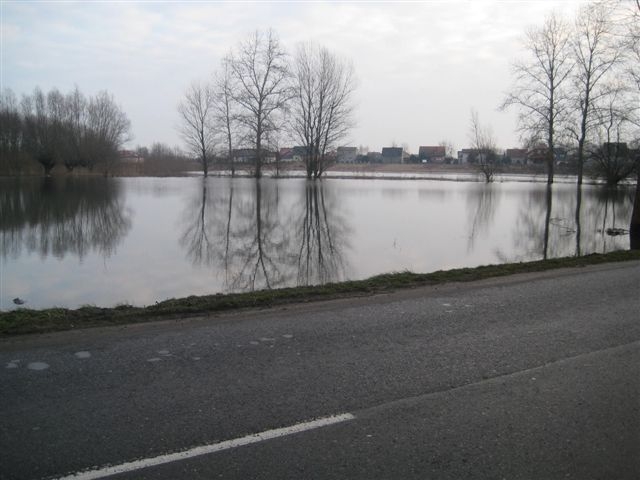 Wjazd do Rydzyny - zalany - Jacek Marciniak