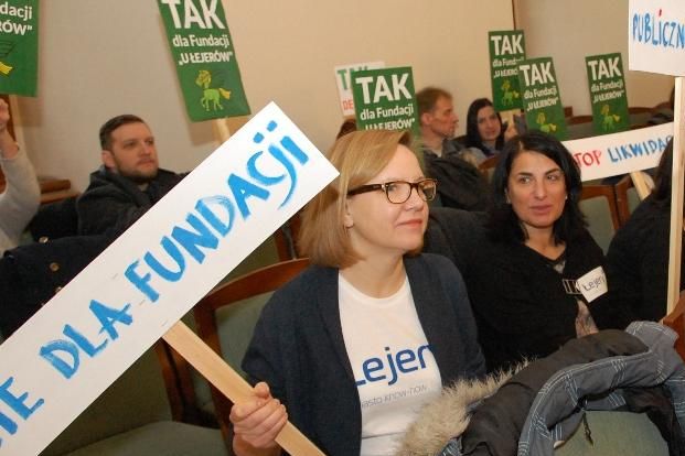 łejery na sesji rady miasta - UMP