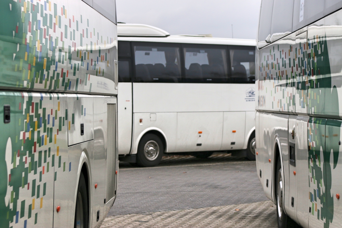 autobus autokar autobusy autokary - Marcin Wesołowski