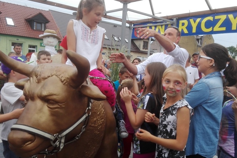 ryczy wół - Tomasz Sosnowski