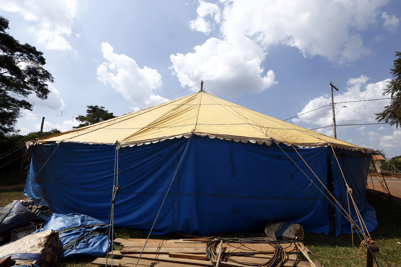 cyrk namiot cyrkowy