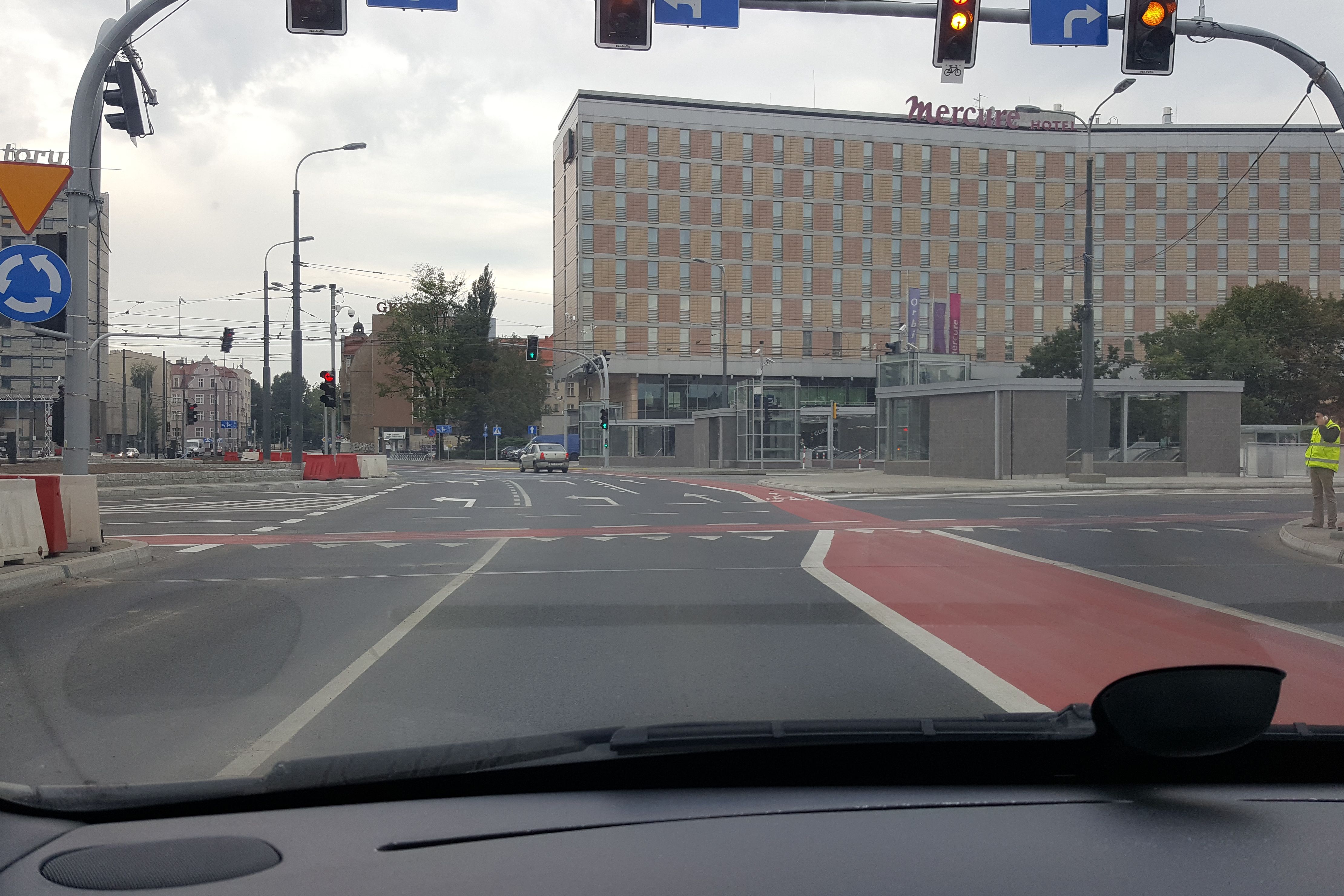 otwarta kaponiera - Maciej Krzywoszyński