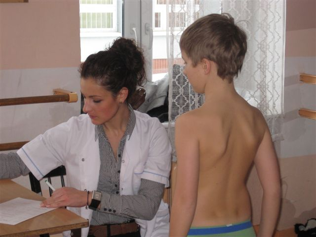 wady postawy 4 - Magdalena Konieczna